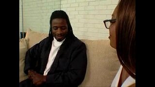 Возбужденная Анашым Джанет Жакме