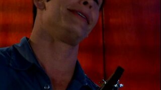 Метро - Mamcitas 01 - сахна 2