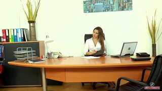 Tumuaki Dani Daniels teen topanga huruhuru ki tonu i te parāoa (Wāhanga 1)